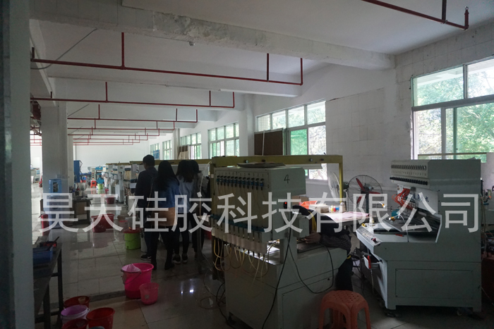 硅胶制品厂解决硅胶套的生产难题