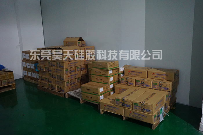 相同的硅胶制品为什么价格差异